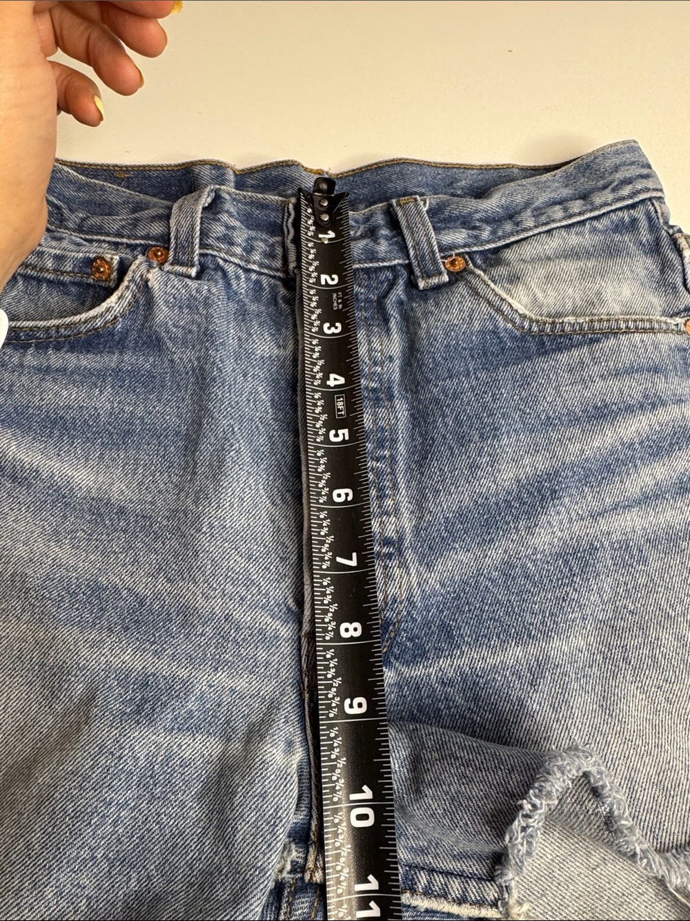 Levi’s 501 Style Vintage Denim Cutoff Shorts Distressed Raw Hem Blue Size 30 - Picture 8 of 9